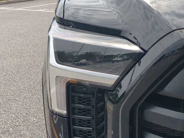 2024 Toyota TUNDRA 4X4 SR5