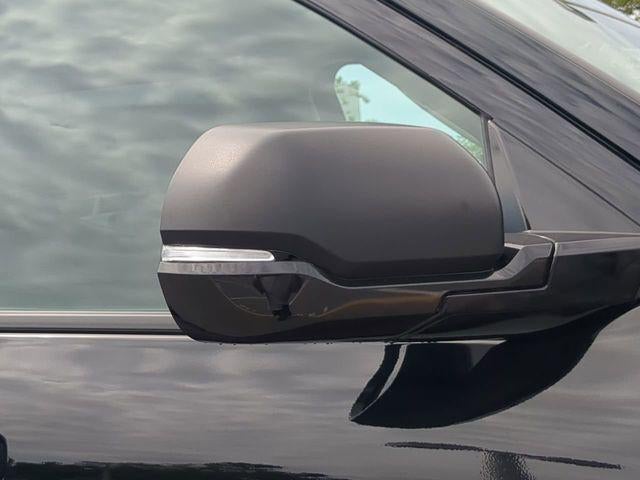 2024 Toyota TUNDRA 4X4 SR5