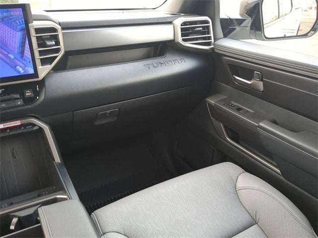 2025 Toyota TUNDRA 4X4 SR5