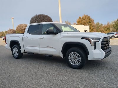 2025 Toyota TUNDRA 4X4 SR5