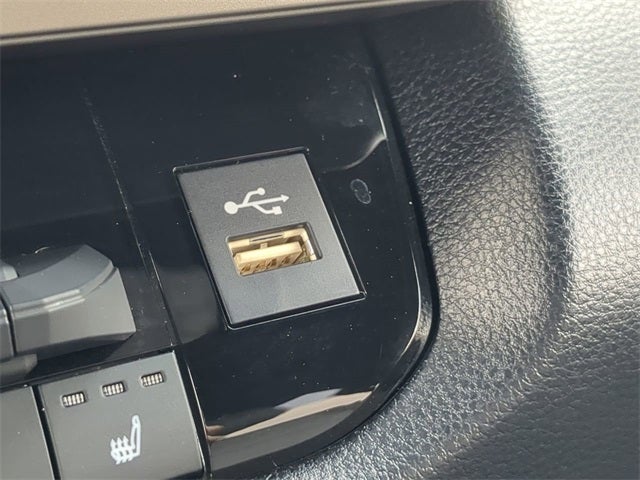 2025 Toyota TUNDRA 4X4 SR5