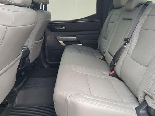 2025 Toyota TUNDRA 4X4 SR5