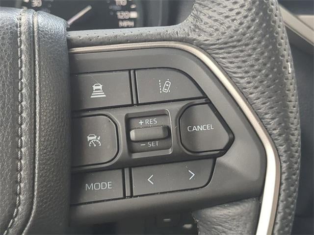 2025 Toyota TUNDRA 4X4 SR5