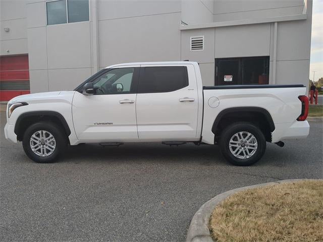 2025 Toyota TUNDRA 4X4 SR5