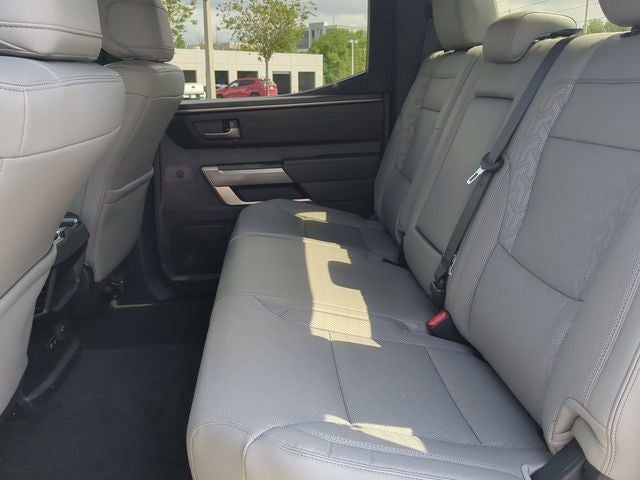 2025 Toyota TUNDRA 4X4 SR5