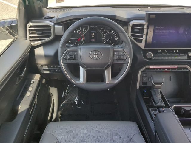 2025 Toyota TUNDRA 4X4 SR5