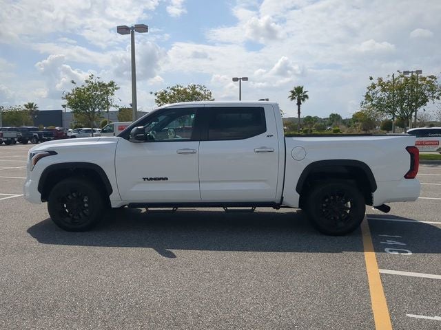 2025 Toyota TUNDRA 4X4 SR5