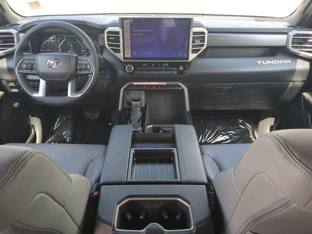 2025 Toyota TUNDRA 4X4 SR5
