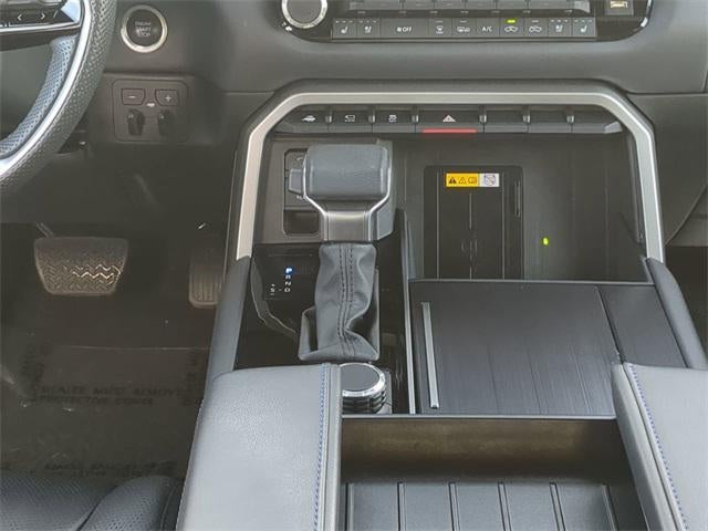 2024 Toyota TUNDRA 4X4 Platinum