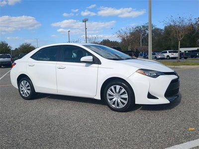 2018 Toyota COROLLA LE