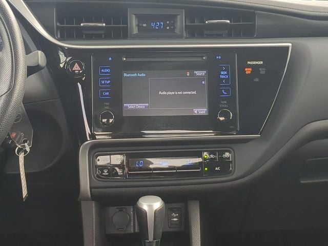 2017 Toyota COROLLA LE