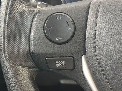 2017 Toyota COROLLA LE