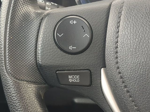 2017 Toyota COROLLA LE