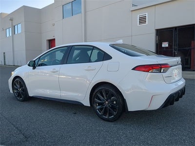 2025 Toyota COROLLA SE