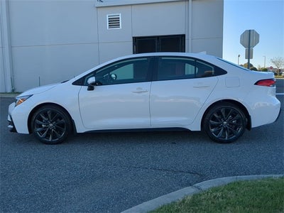 2025 Toyota COROLLA SE