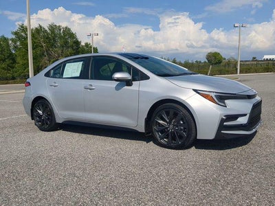 2024 Toyota COROLLA SE