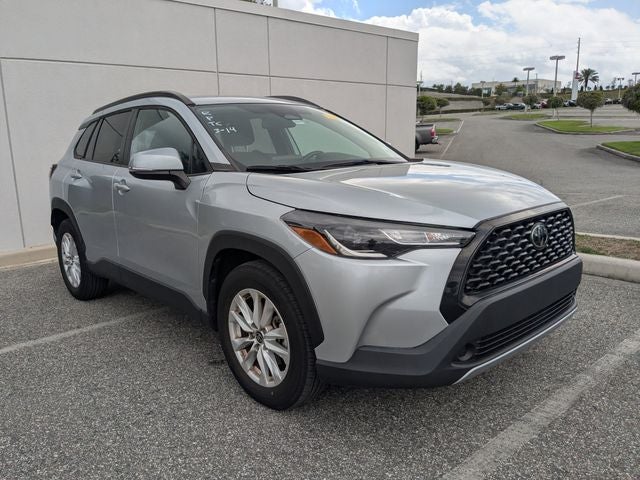 2023 Toyota Corolla Cross LE
