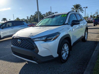 2025 Toyota Corolla Cross LE
