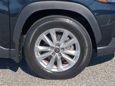 2024 Toyota Corolla Cross LE