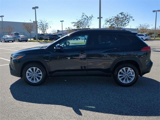 2024 Toyota Corolla Cross LE