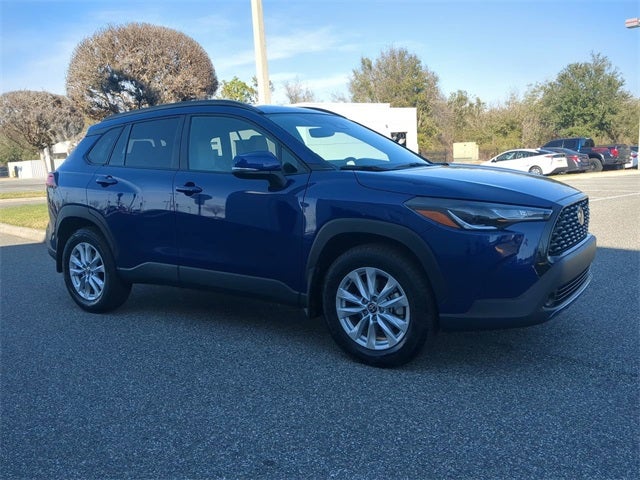 2024 Toyota Corolla Cross LE