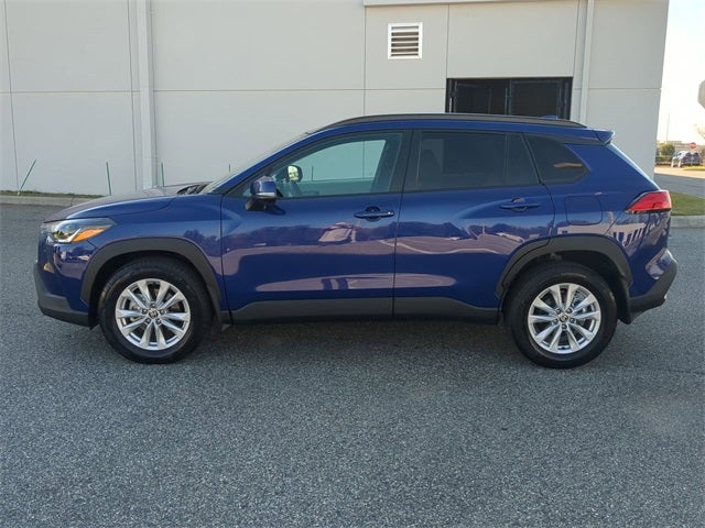 2024 Toyota Corolla Cross LE