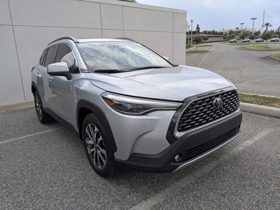 2023 Toyota Corolla Cross XLE