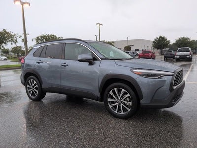 2023 Toyota Corolla Cross XLE