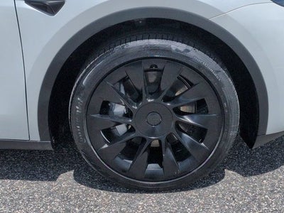 2025 Tesla Model Y Long Range