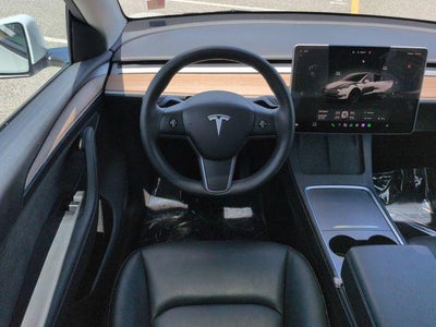 2025 Tesla Model Y Long Range