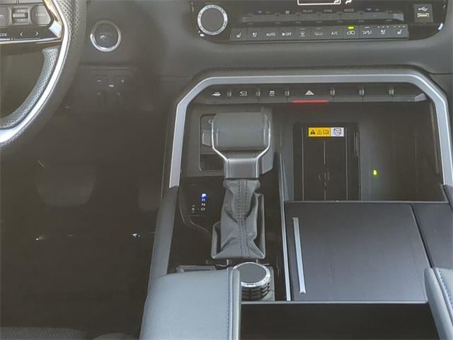 2024 Toyota SEQUOIA 4WD Platinum