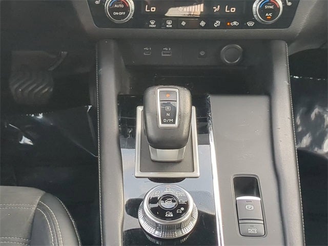 2022 Mitsubishi Outlander SE