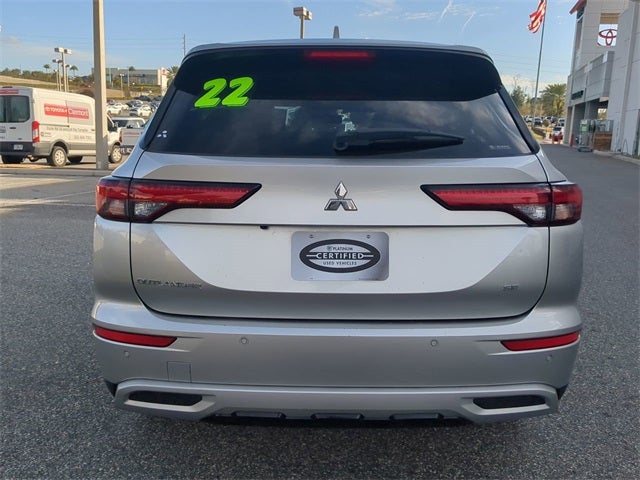 2022 Mitsubishi Outlander SE