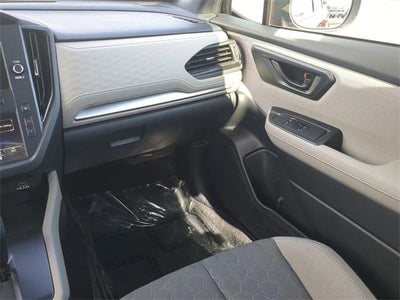 2025 Subaru Forester Base