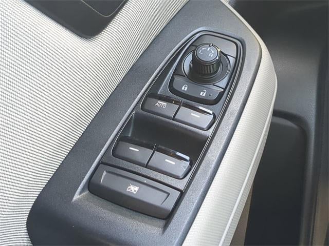 2025 Subaru Forester Base