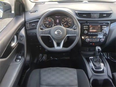 2017 Nissan Rogue Sport SV