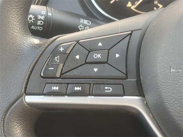 2017 Nissan Rogue Sport SV