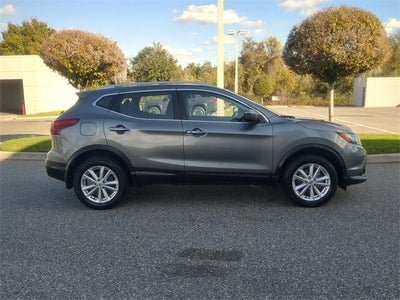 2017 Nissan Rogue Sport SV