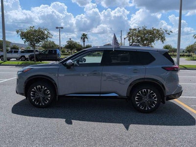 2025 Nissan Rogue Platinum
