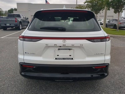 2026 Toyota Toyota Crown Signia Limited