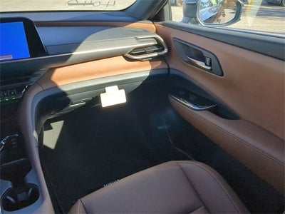 2026 Toyota Toyota Crown Signia XLE