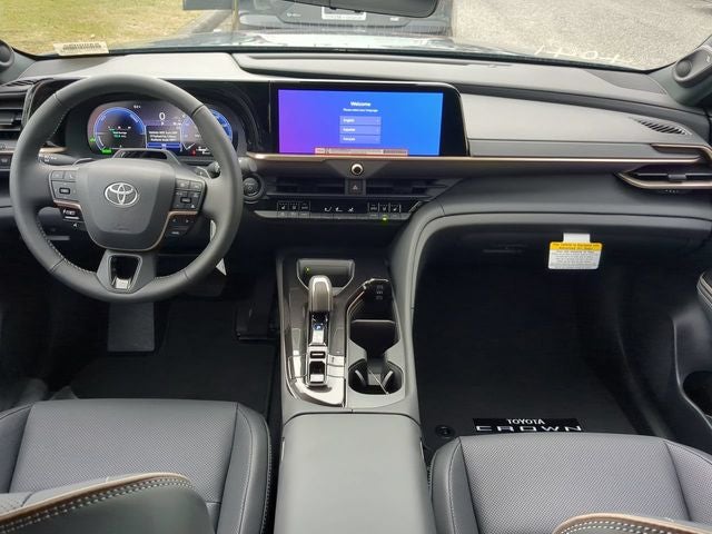 2026 Toyota Toyota Crown Signia Limited