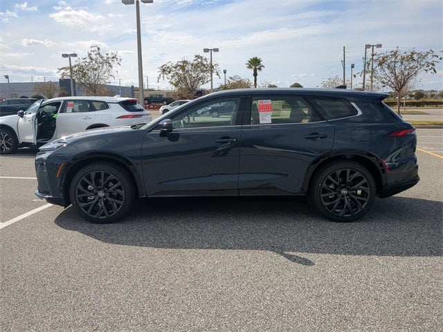 2026 Toyota Toyota Crown Signia Limited