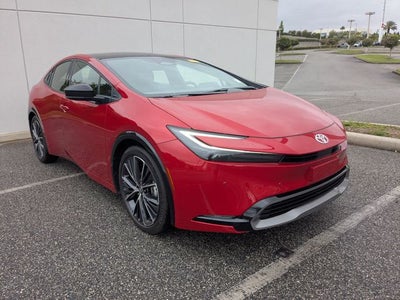 2024 Toyota PRIUS XLE