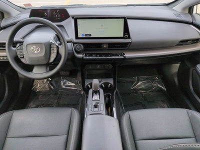 2024 Toyota PRIUS XLE