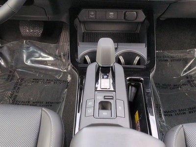 2024 Toyota PRIUS XLE