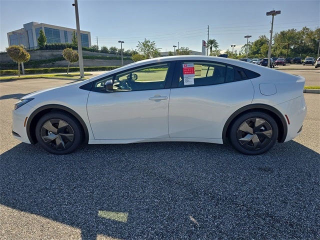 2026 Toyota Prius Plug-in Hybrid SE