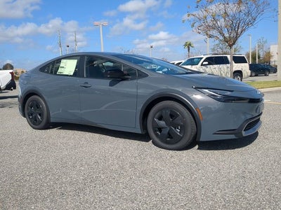 2026 Toyota Prius Plug-in Hybrid SE