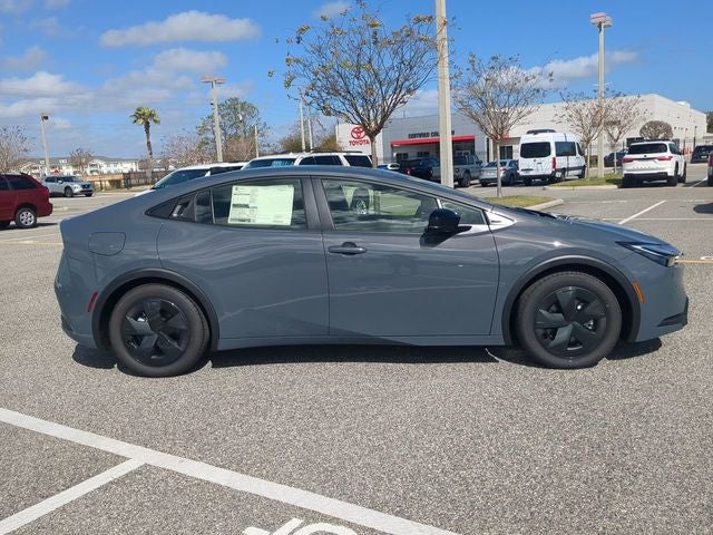 2026 Toyota Prius Plug-in Hybrid SE