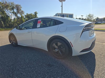 2026 Toyota Prius Plug-in Hybrid SE